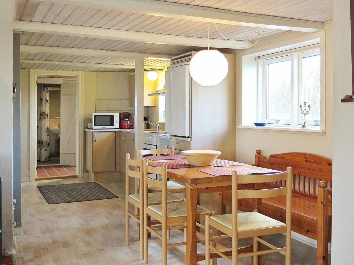 4 Person Holiday Home In Lemvig Trans Kamer foto